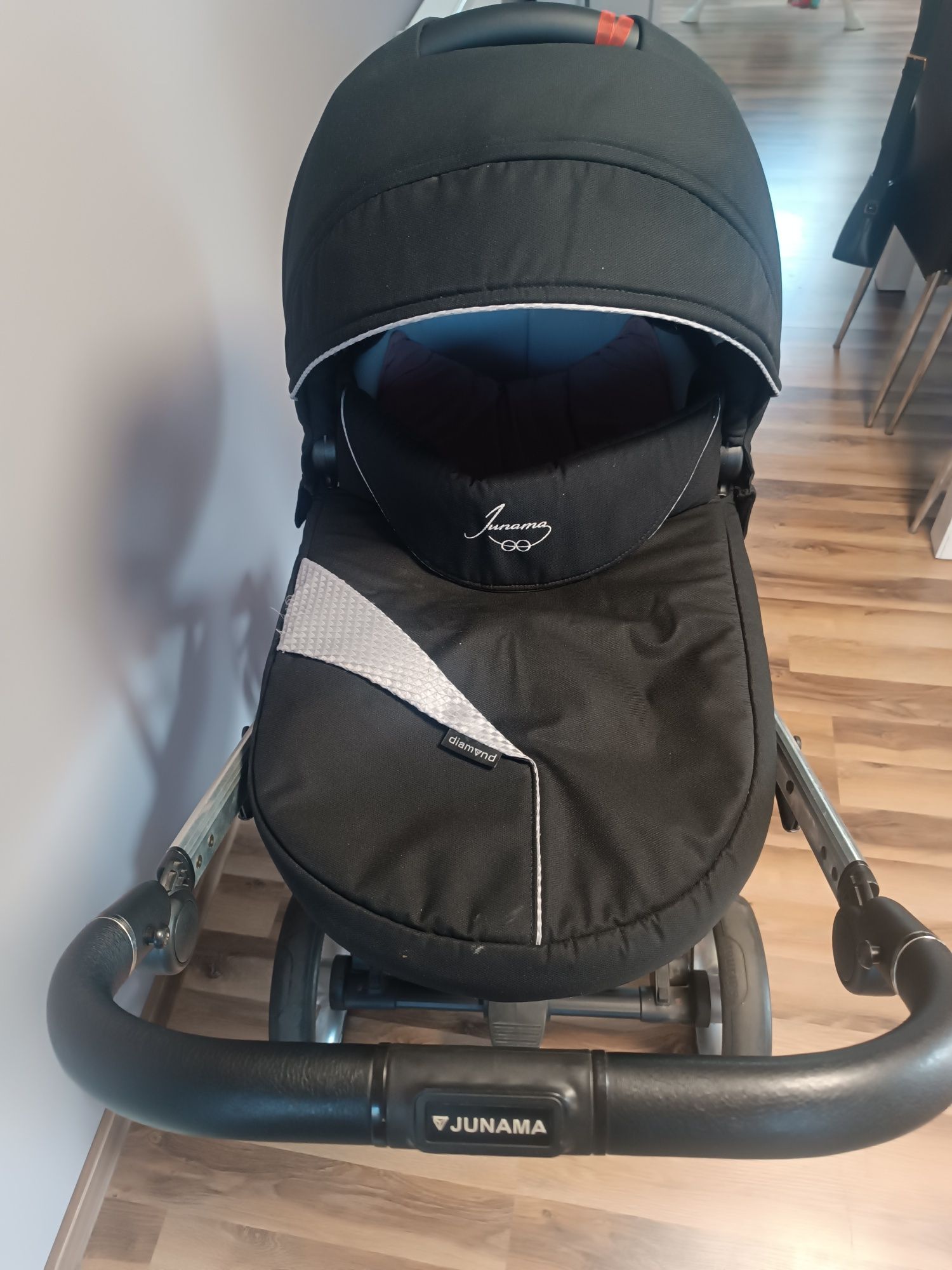 Wozek junama diamond 2w1 + adaptery
