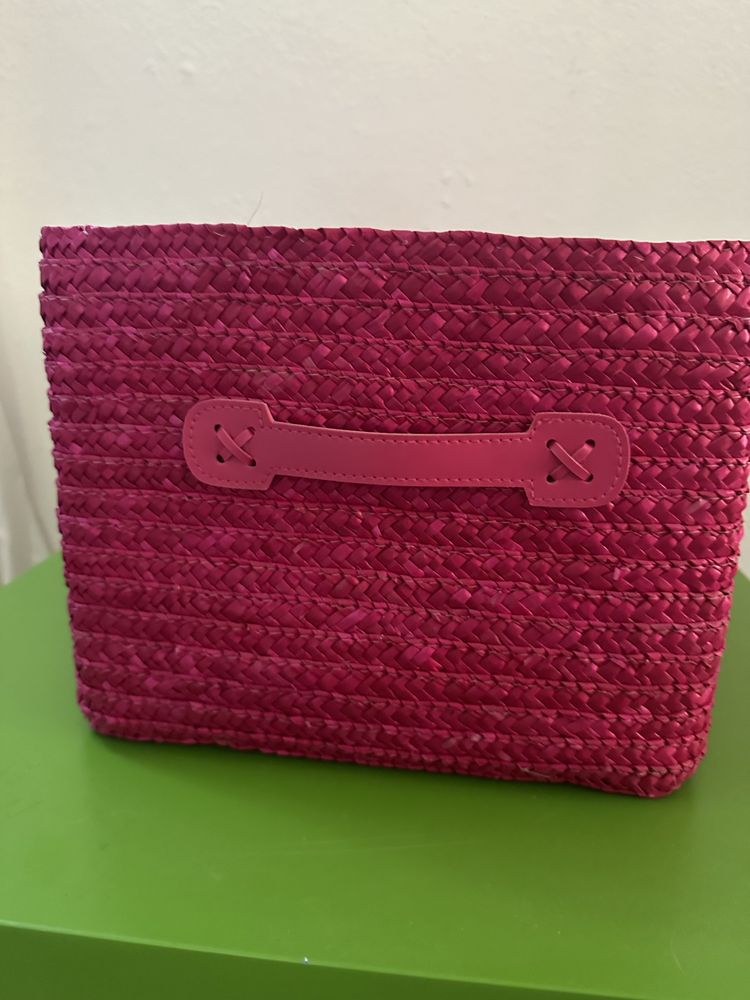 Caixa de arrumação rosa