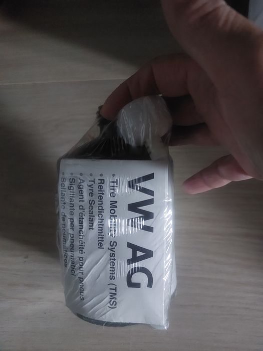 Автомобільний, герметик для накачування шин "VW AG" (8E0 012 619 A) 45
