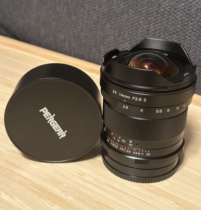 Objectiva Pergear 14mm f2.8 mark ii Sony E