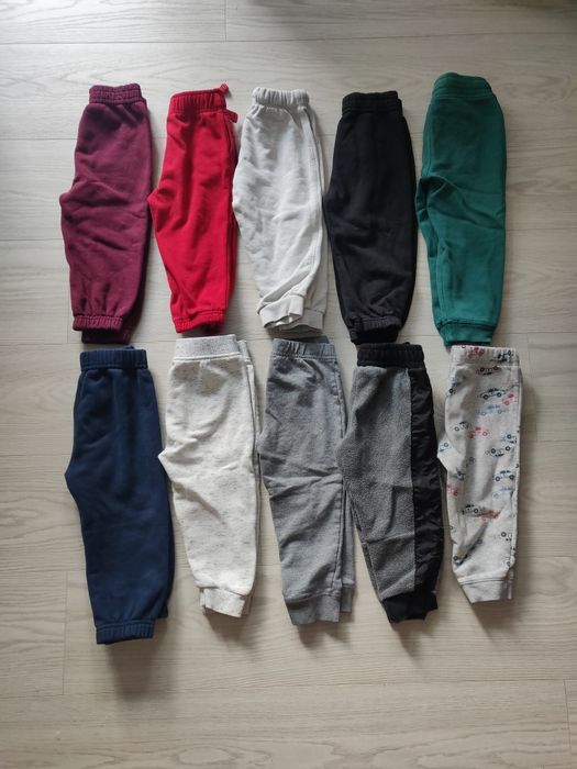 Спортивні штани для хлопчика одним лотом