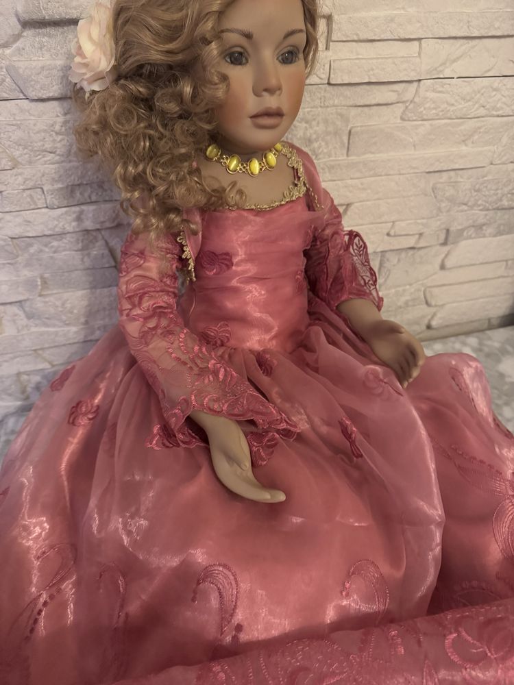 Lalka porcelanowa Ruby doll