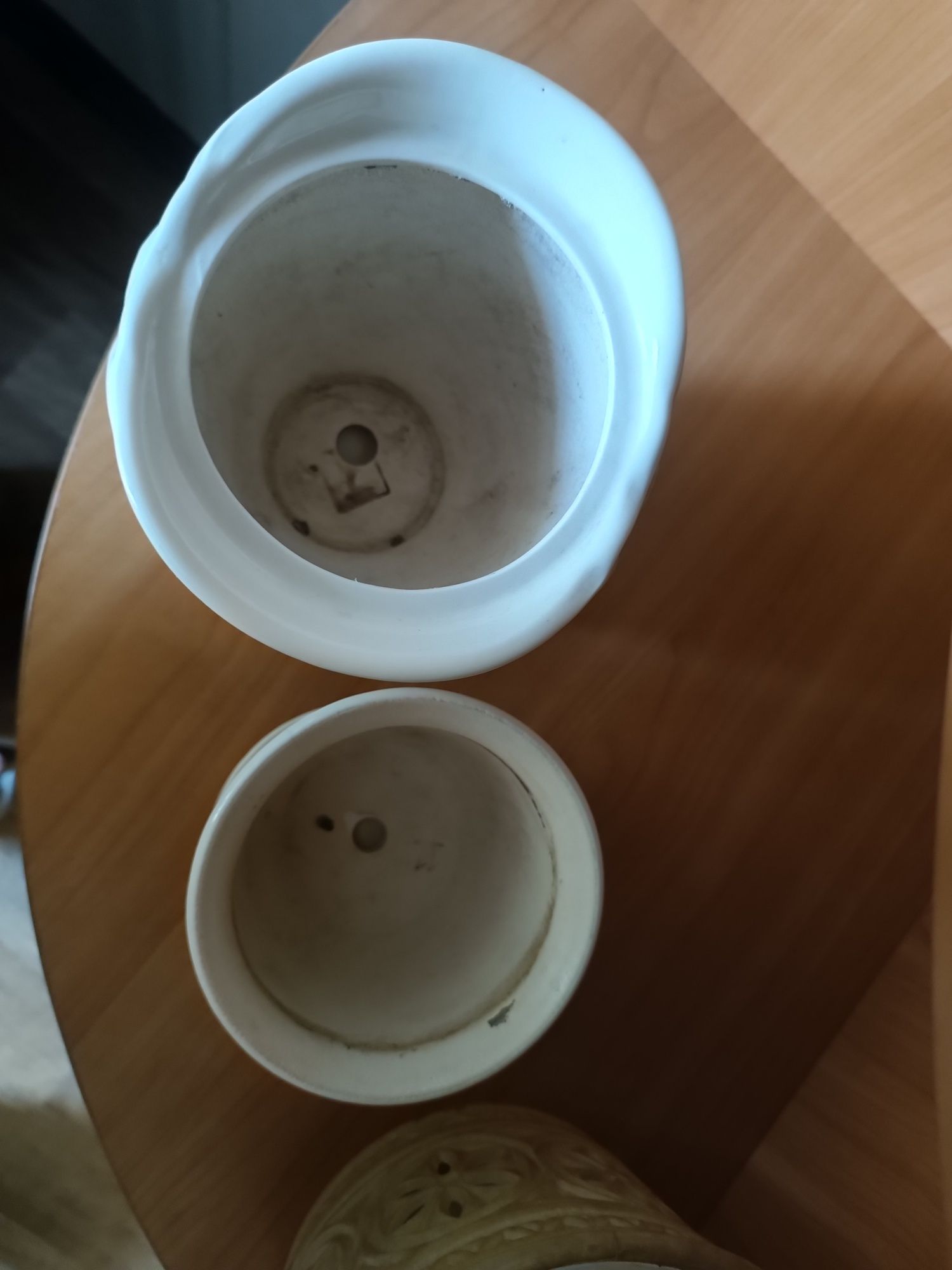 Продам. Керамические.  Горшки для цветов.