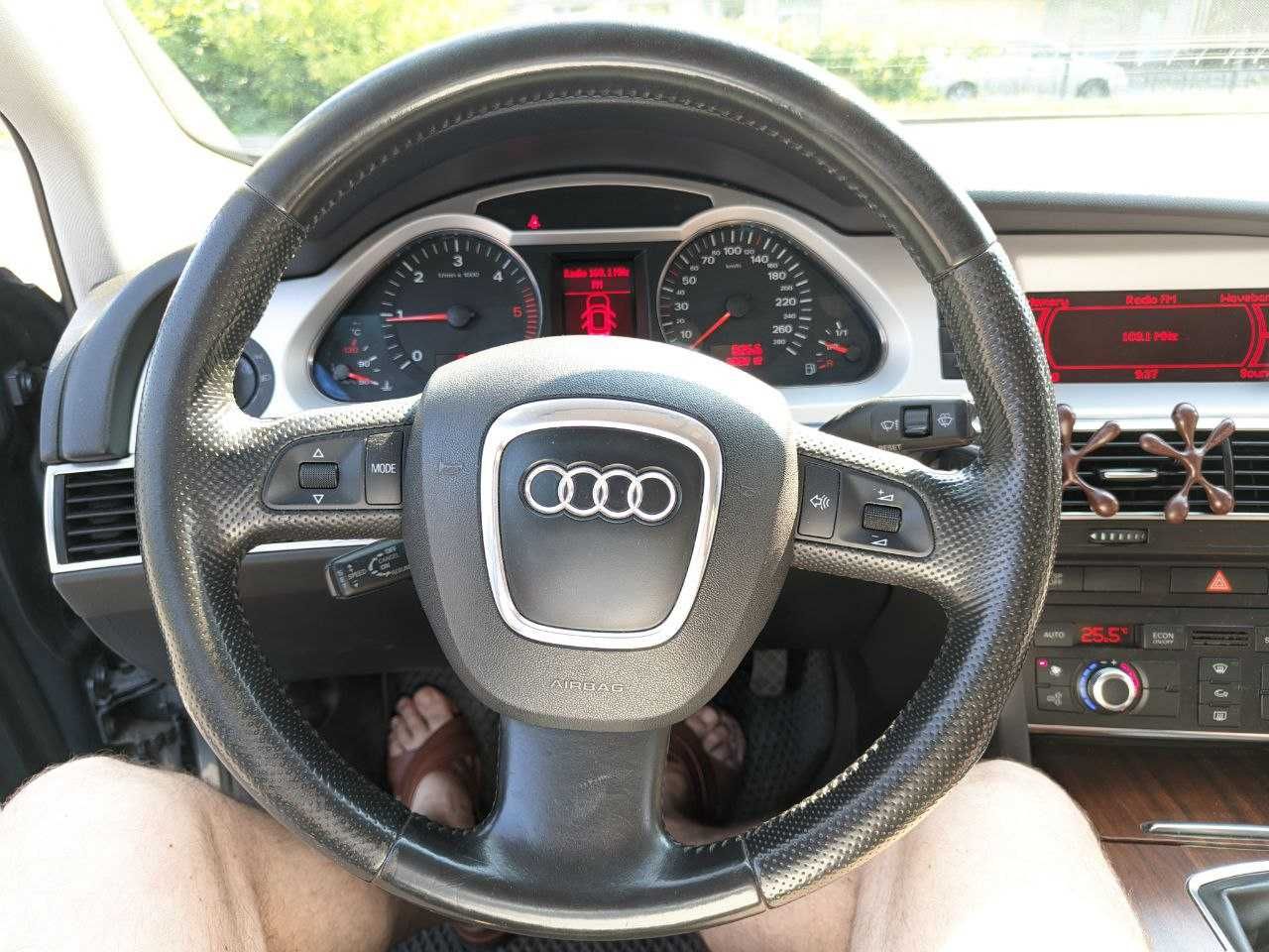 Автомобіль Audi A6