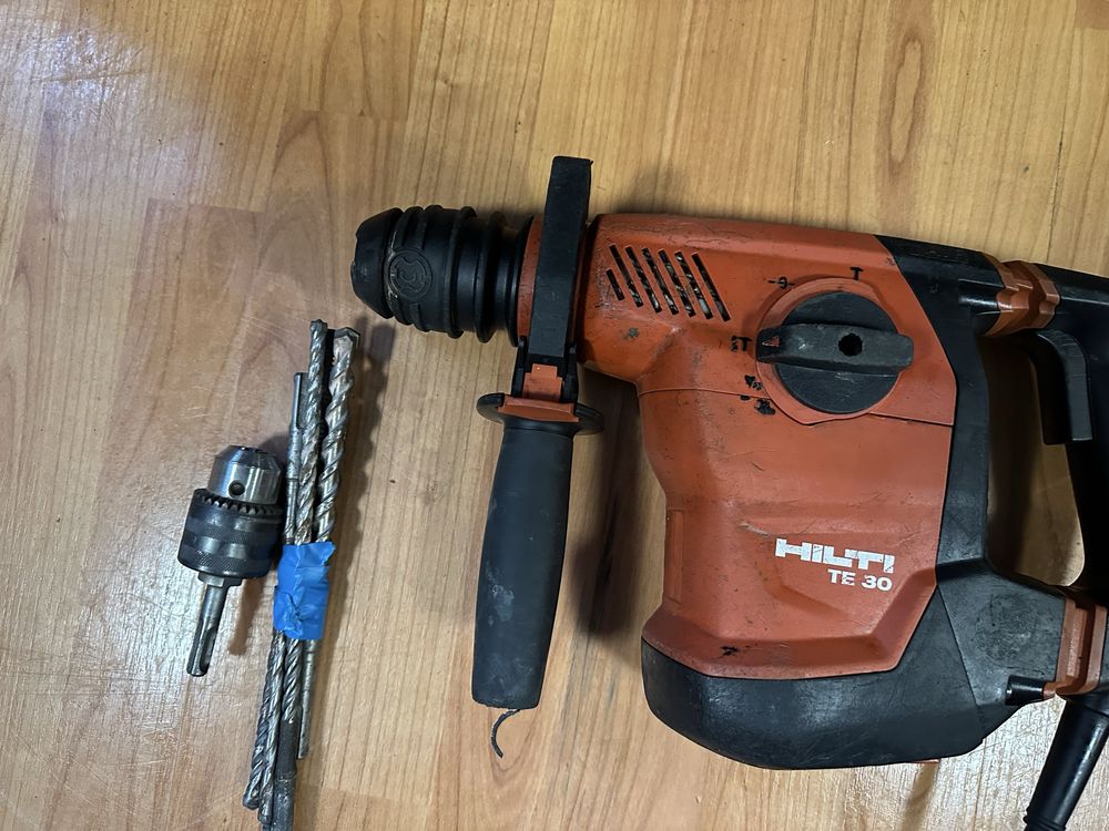 Młotowiertarka Hilti Te30 AVR-ATC Zestaw Dłuta