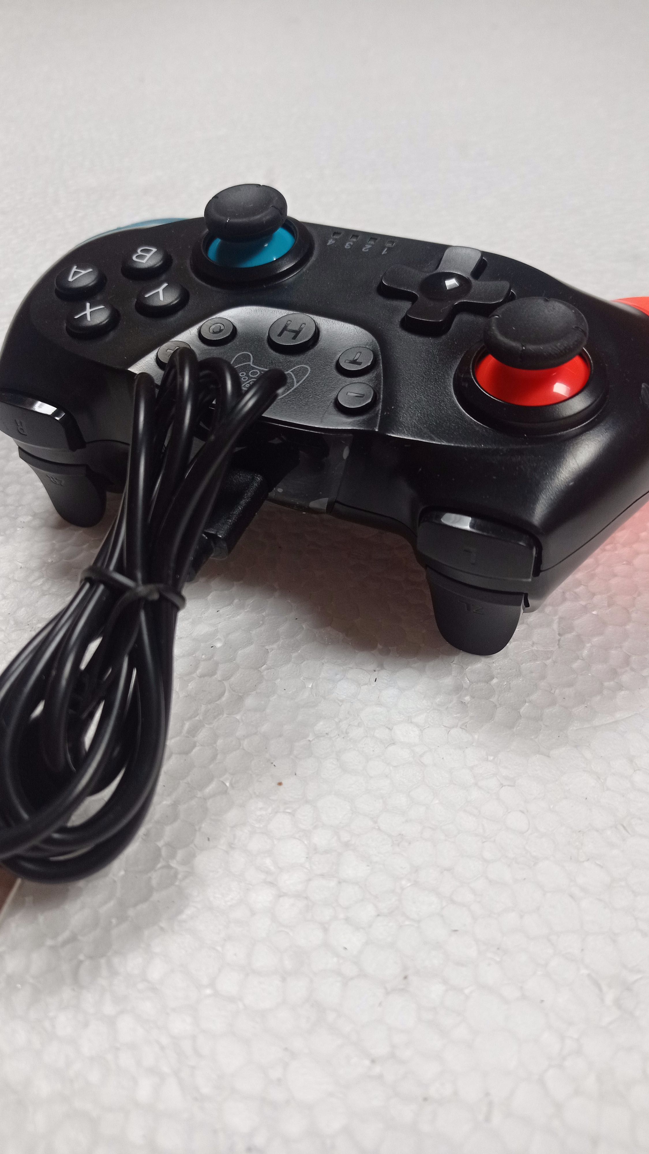 Kontroler Bezprzewodowy usb  BT DO N-SL GEZIMETIE pad do gier