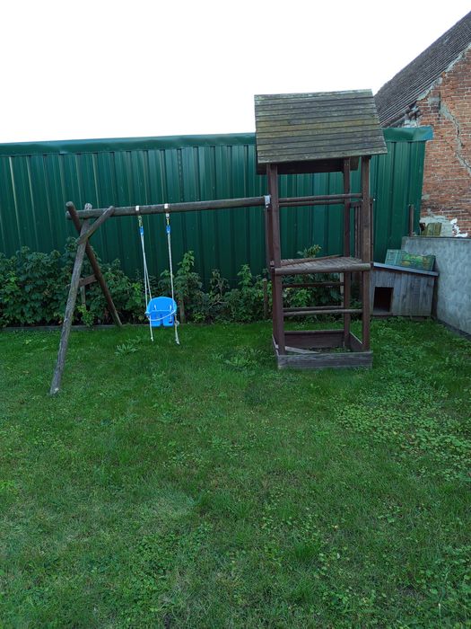 Domek drewniany  dla dzieci