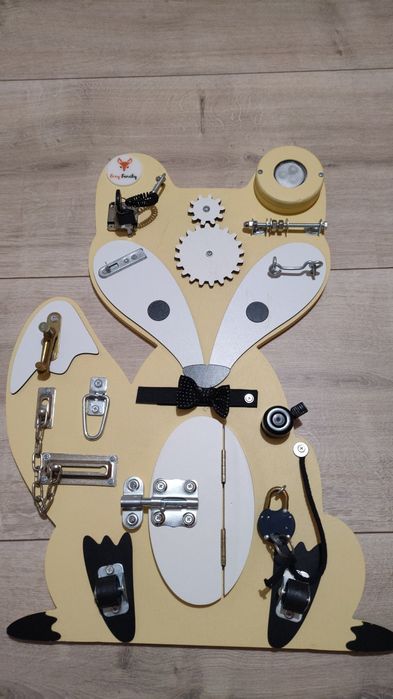 Tablica manipulacyjna Lisek Foxy Family