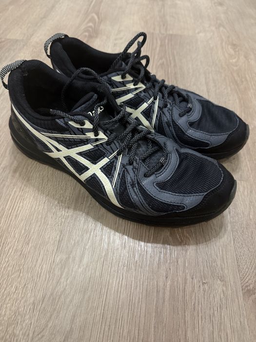 Asics 43 розмір )