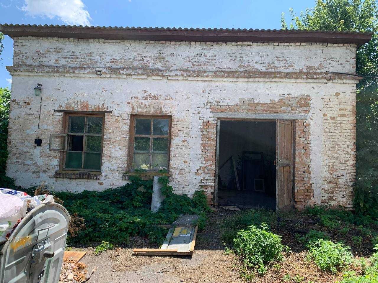 Будівля 884.6 м2, Переяслав-Хмельницький, вул. Б. Хмельницького, 49