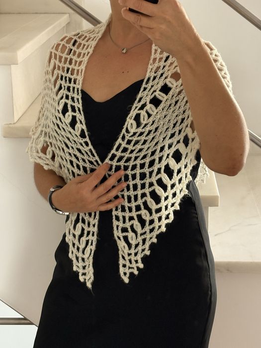 Xaile branco rendado artesanal [Tamanho aÚmico]