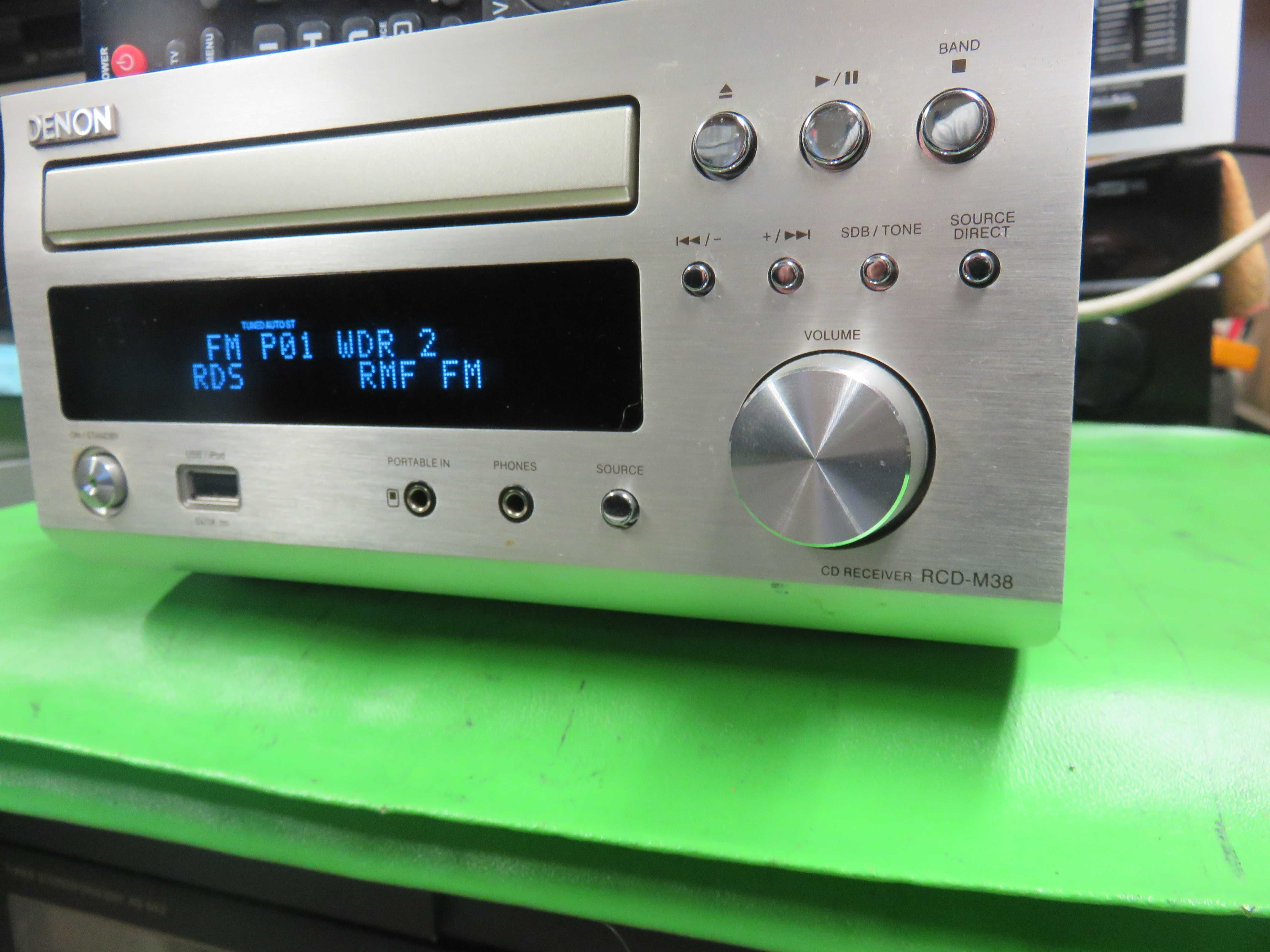 Amplituner Denon z CD RCD-M38 Pilot USB