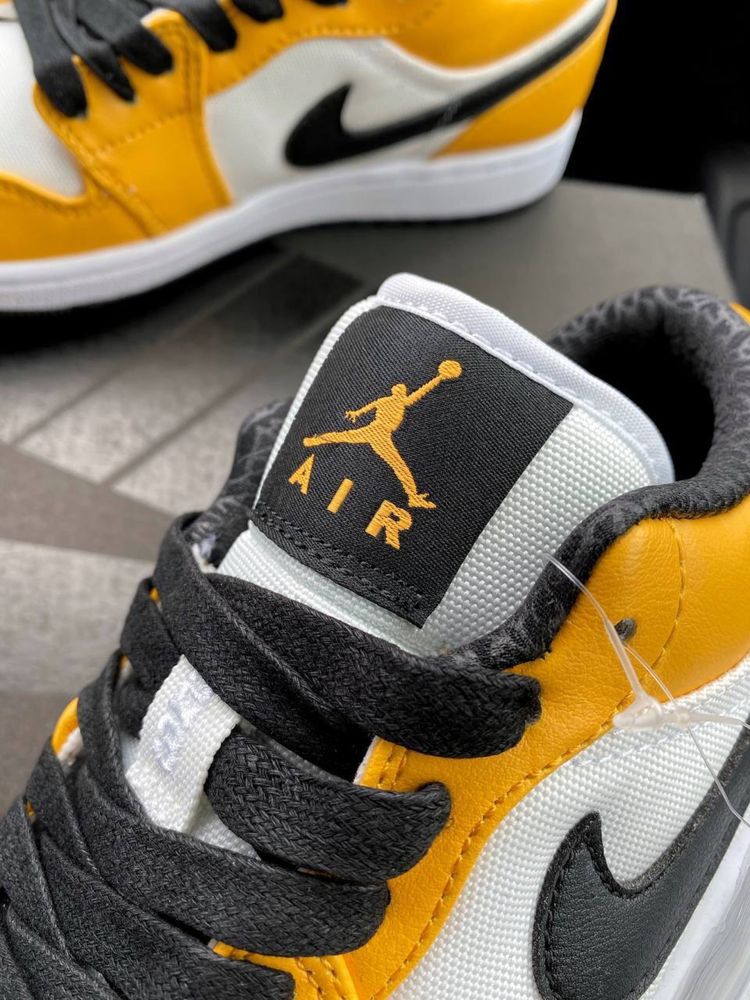 Buty Nike Air Jordan Retro Low Yellow