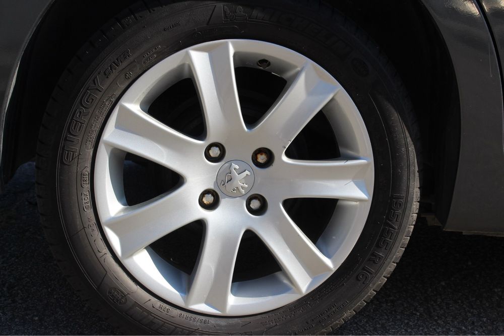 Pegeout 207 SW Sport Diesel