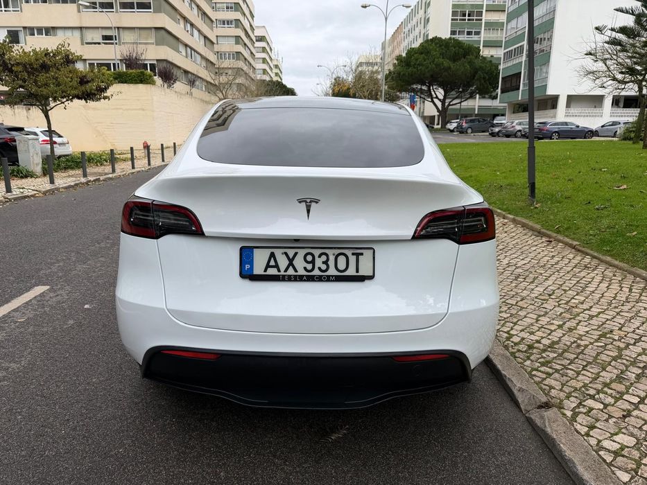 Tesla Model Y tração traseira nacinal