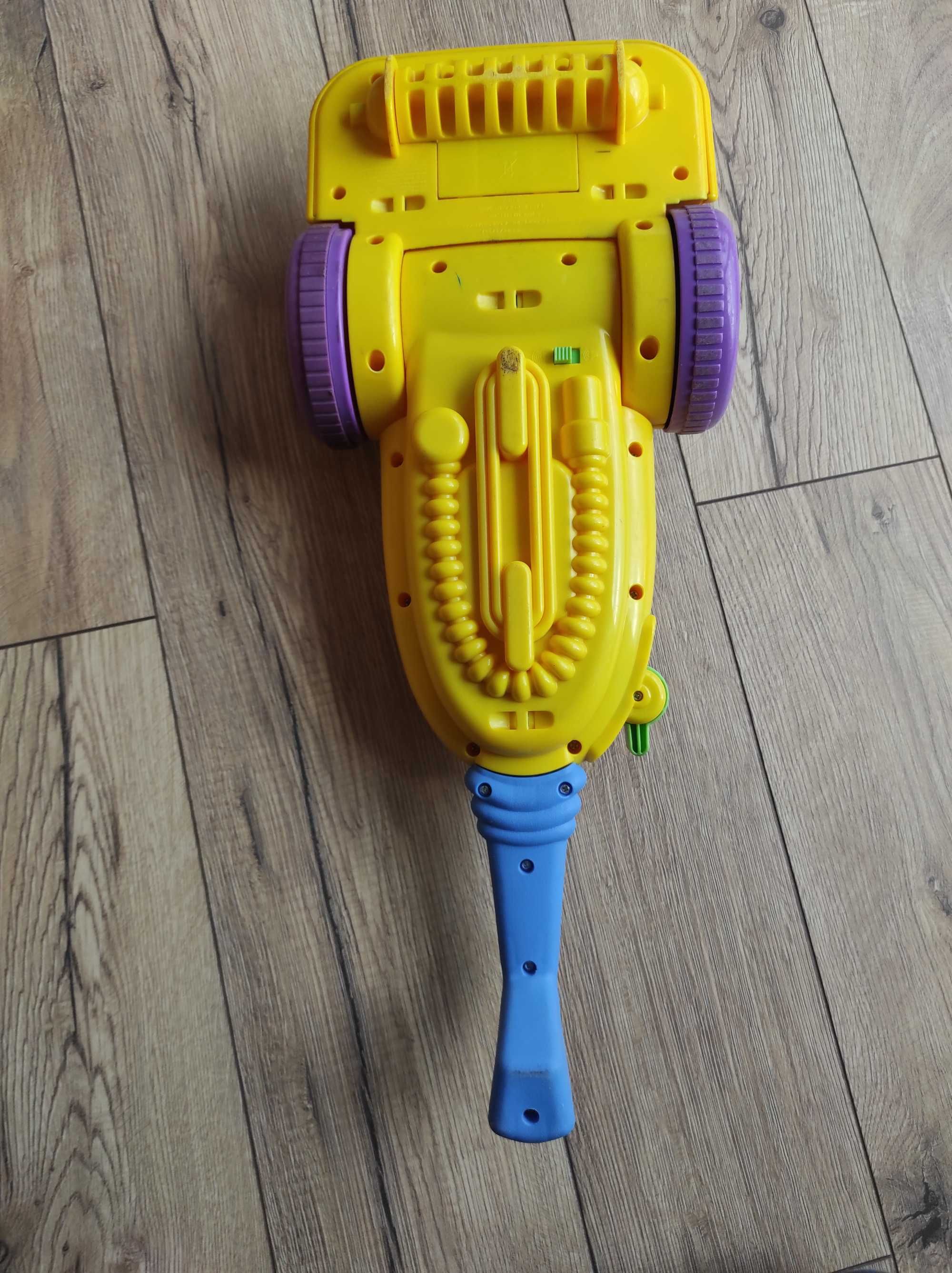 Odkurzacz Fisher price zabawka