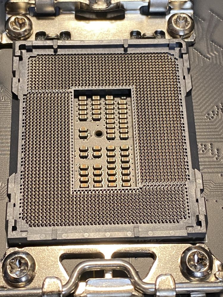 MSI MAG z790 Tomahawk WIF DDR5