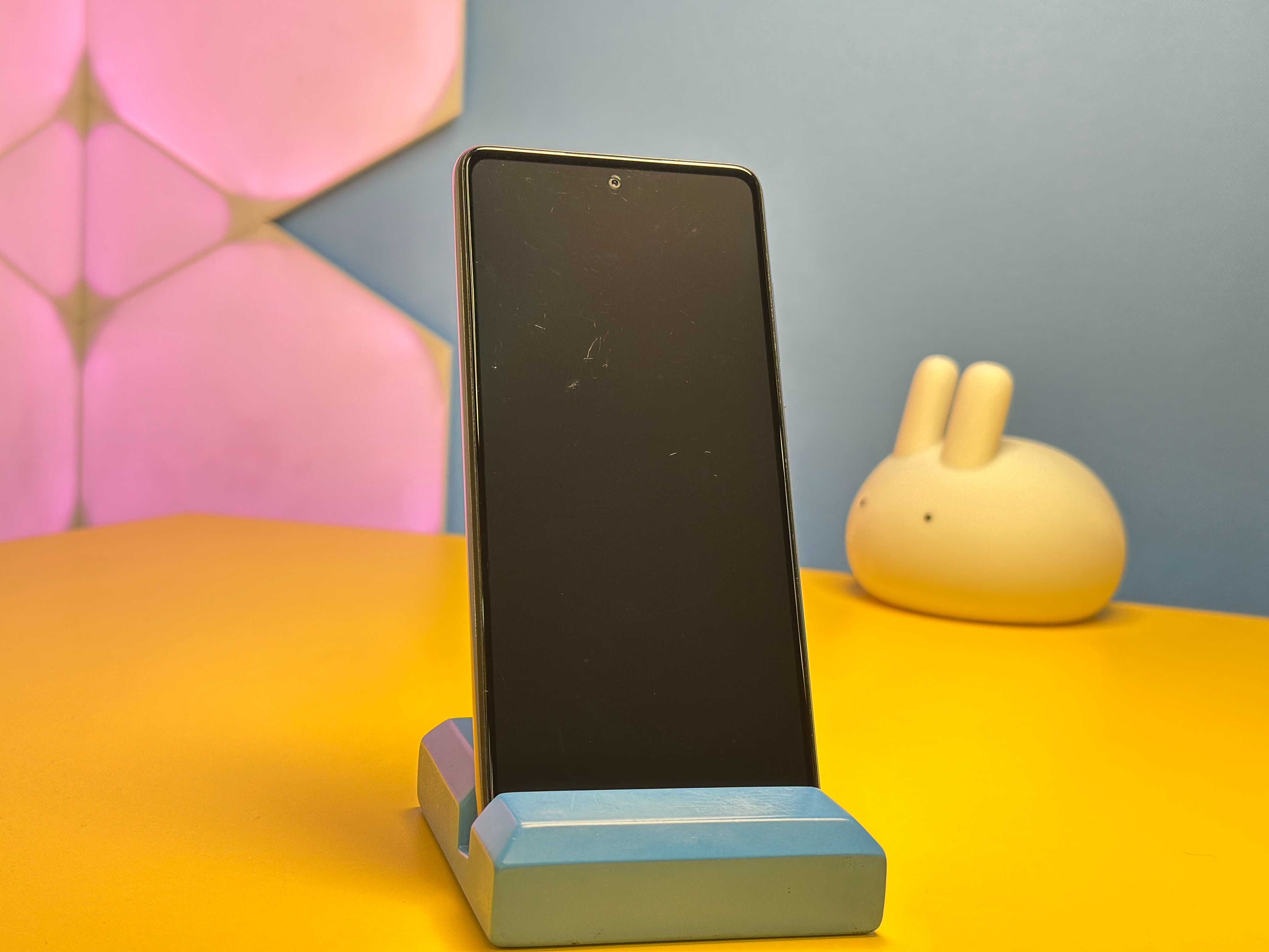 Смартфон Samsung Galaxy A52 6/128GB Violet (138239) Б/У З ГАРАНТІЄЮ