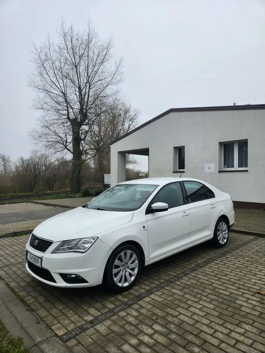 Seat Toledo Seat Toledo 1.6 TDi 105 koni Niski przebieg Hak
