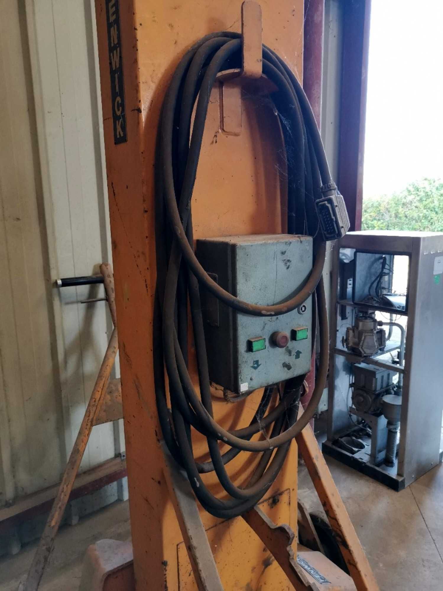 Elevador de 4 colunas para pesados