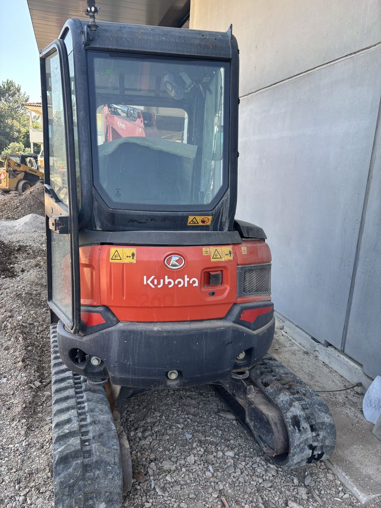 Vendo minigiratoria kubota U27