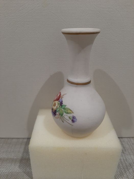 Peça em Porcelana Ibis Aveiro