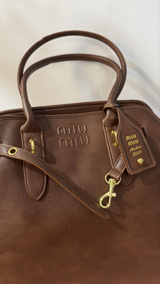 Mala Miu Miu castanha
