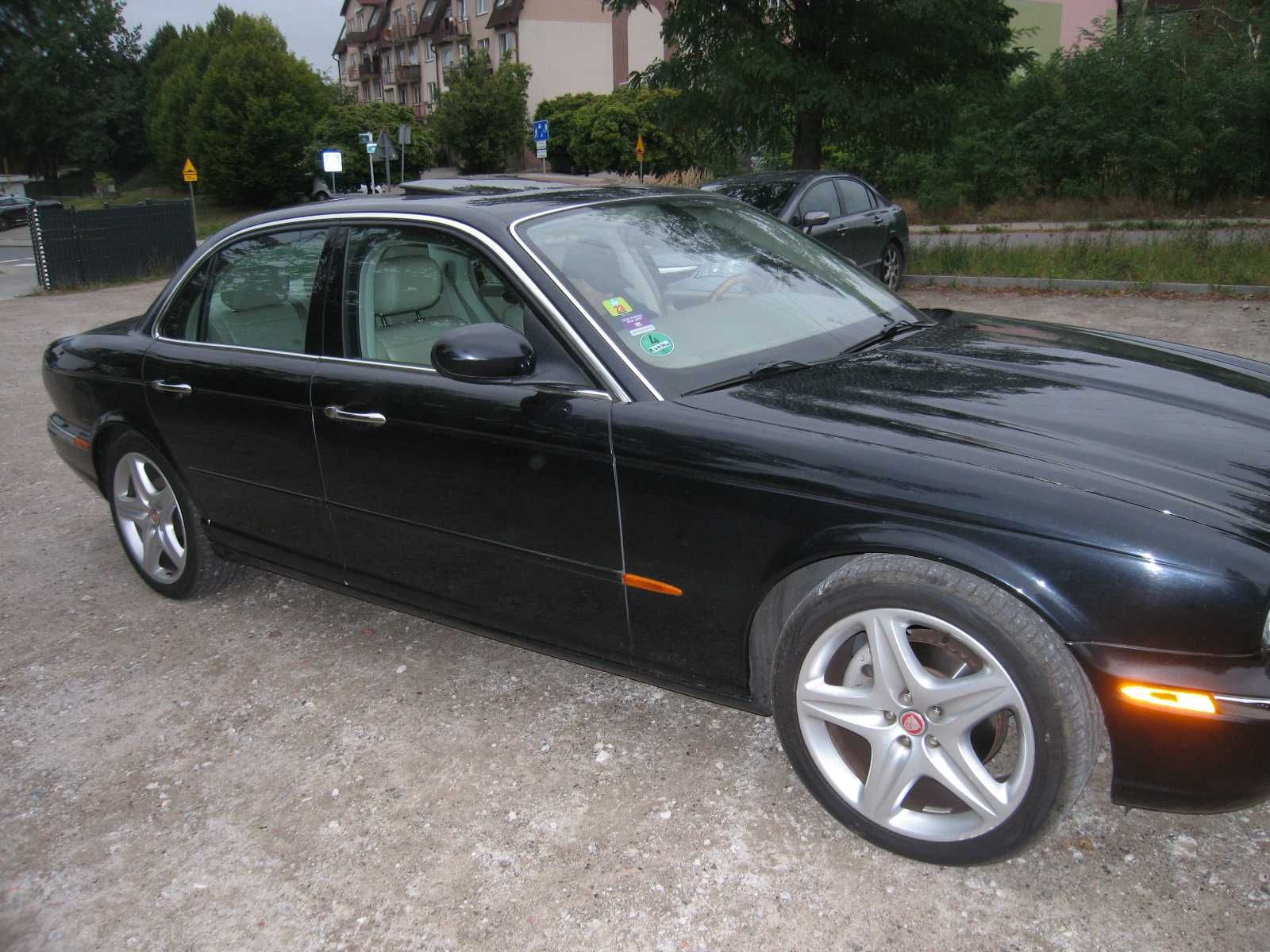 Jaguar XJ 4.2 z 2004 r.