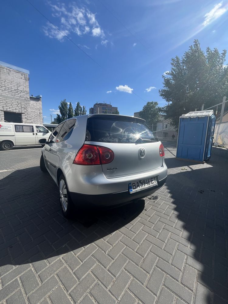 Golf 5 coupe 1.4 MPI