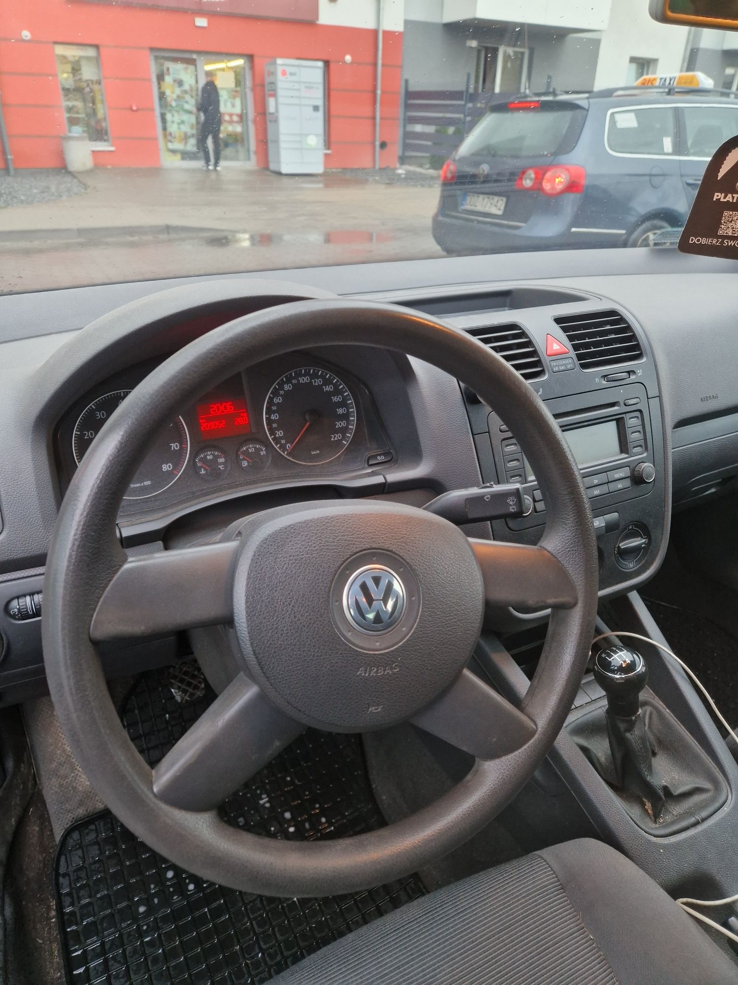 Vw GOLF V 2005r 1.4 75km 209tkm nowe sprzegło sprawna klima brak rdzy