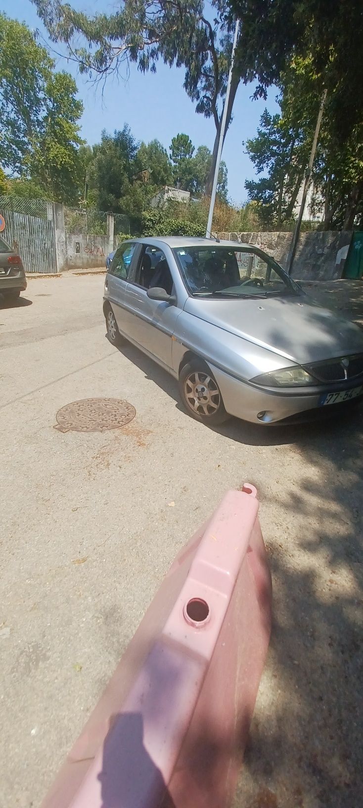 Boas carro muito bom negociável