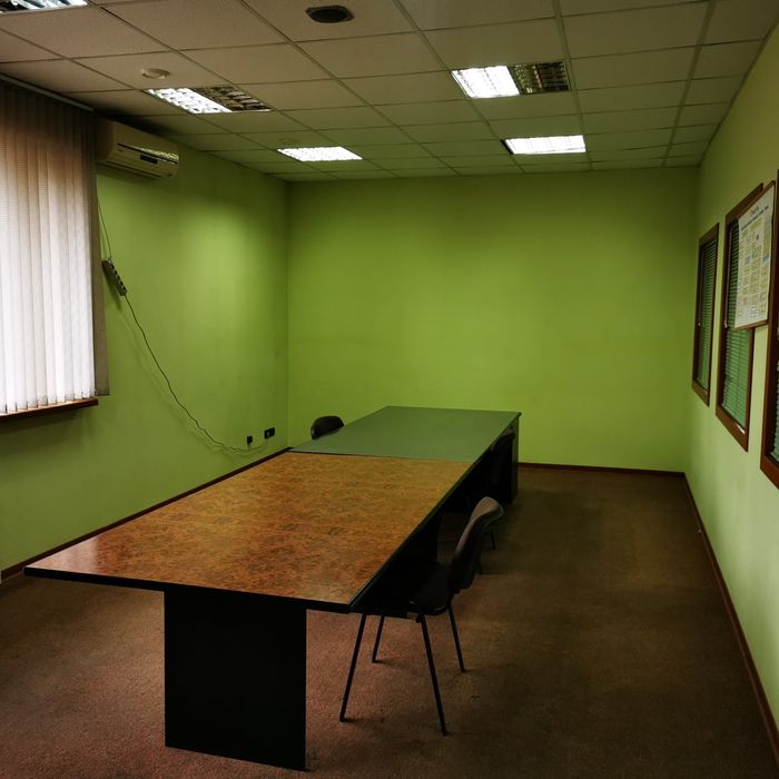 Офісні приміщення, район Трц Караван