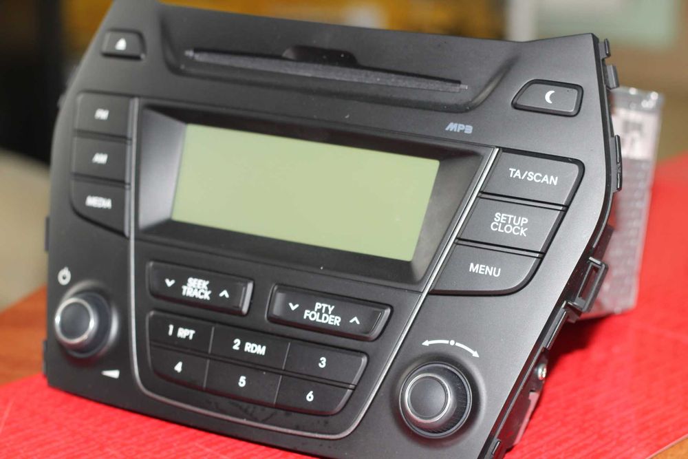 Оригинальная новая магнитола на HYUNDAI SANTA FE оригинал