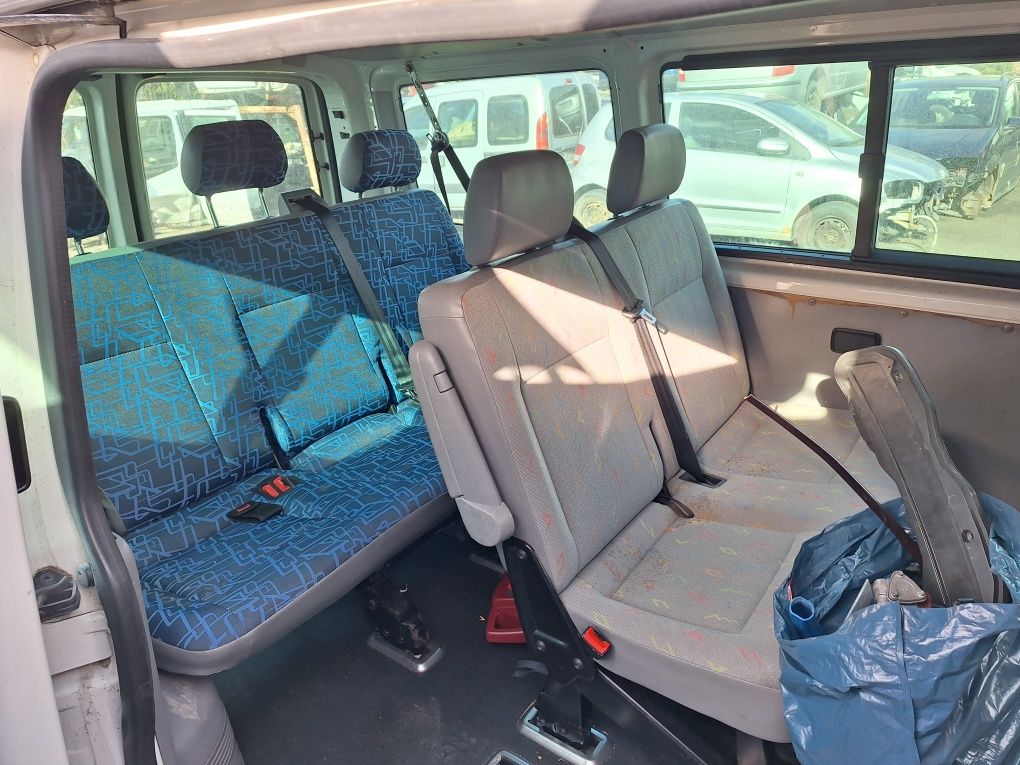 Fotele komplet foteli transporter t5 caravelle