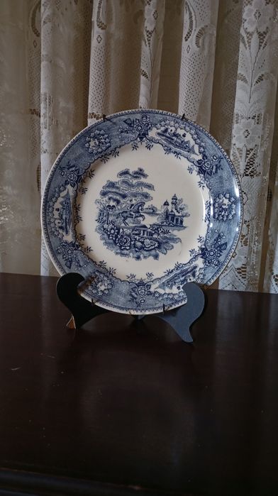 Prato de porcelana decorativo