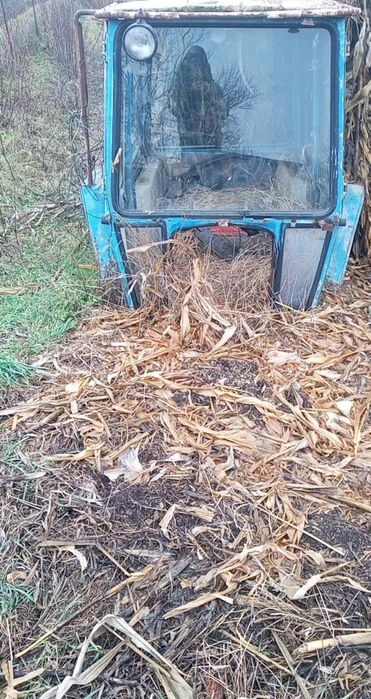 Кабіна ЮМЗ трактора