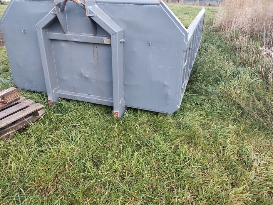 Kontener hakowy  platforma