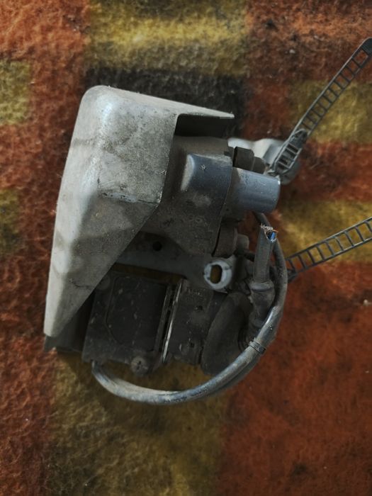 Cewka zapłonowa kopułka aparat zapłonowy audi A4 b5 volkswagen passat