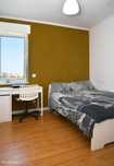 57822 - Quarto com cama de casal e WC Privativa...