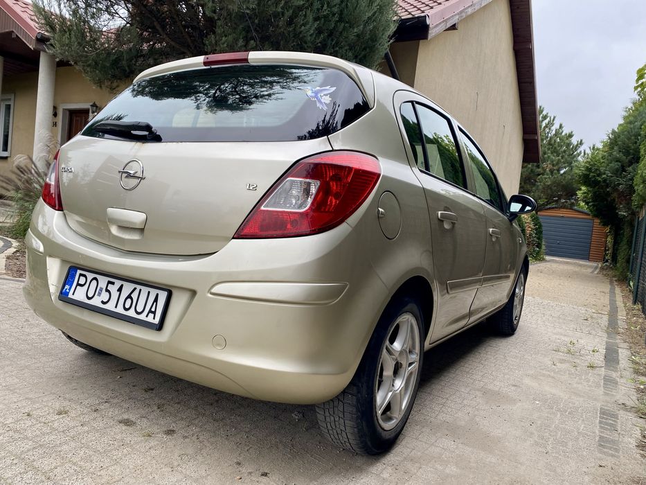 Opel corsa / 1.2 benzyna /