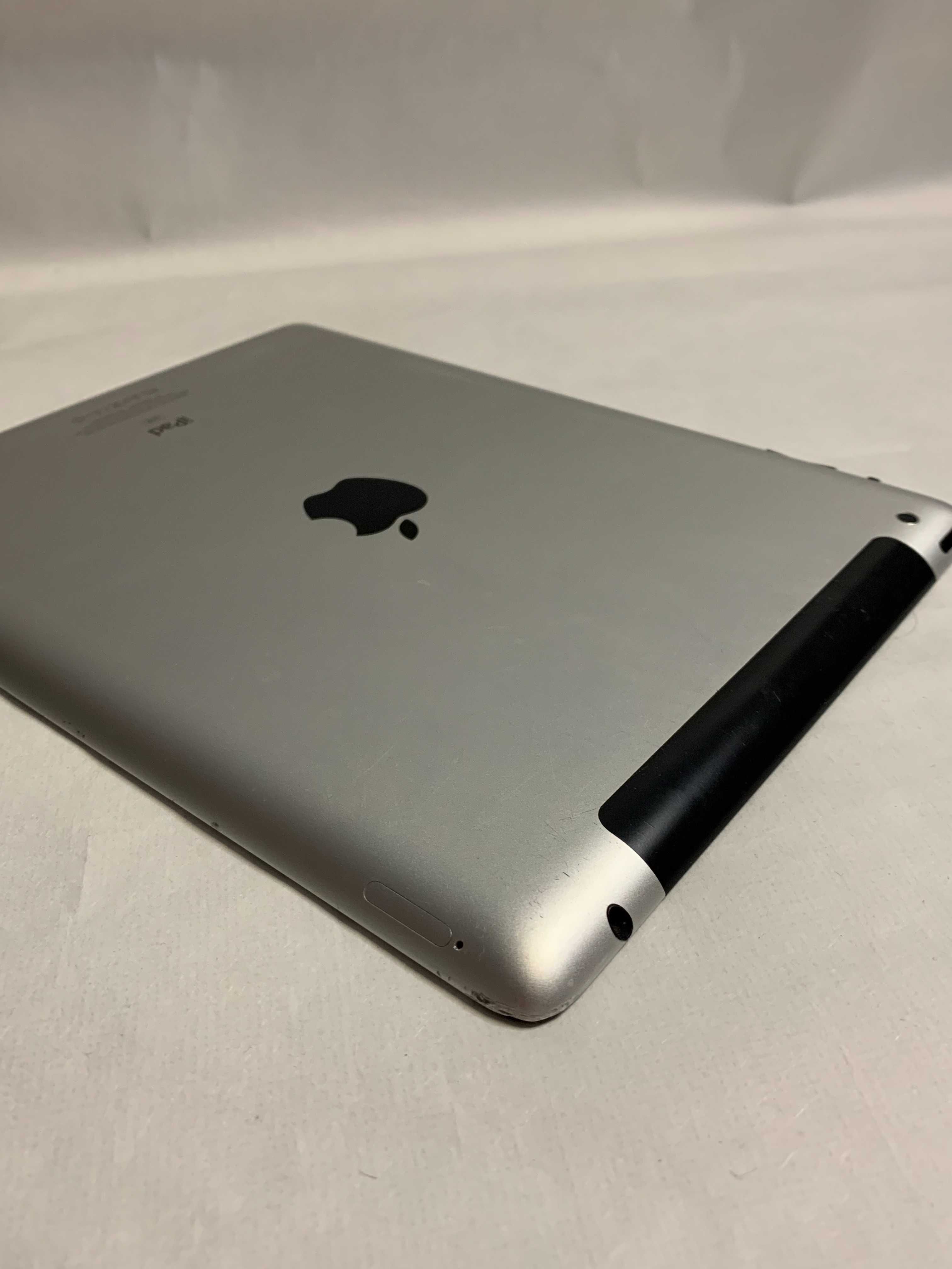 Планшет Apple iPad 2 Wi-Fi + 3G 32GB Black