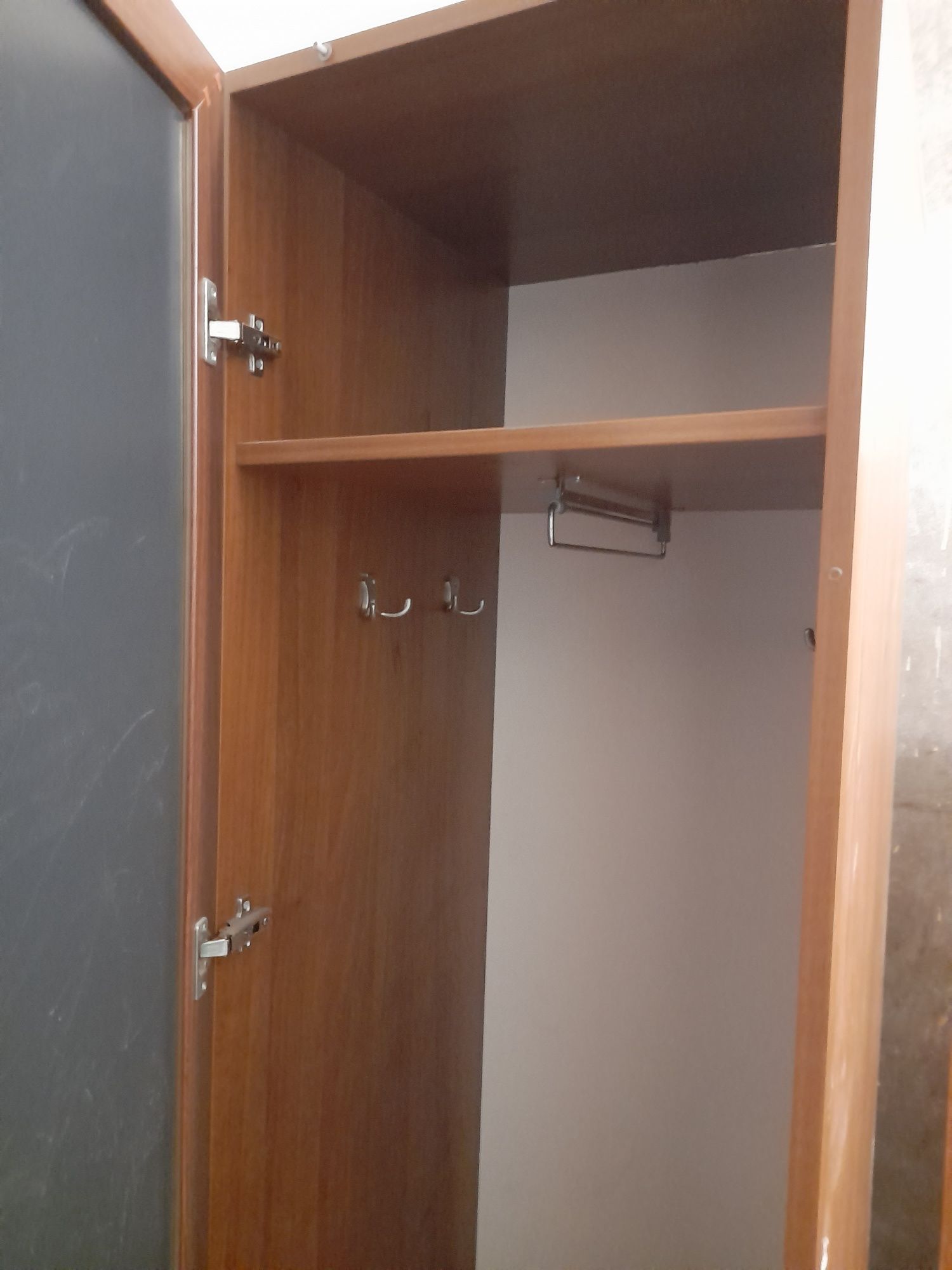 Читайте опис!!! Шкаф в прихожую и в комнату