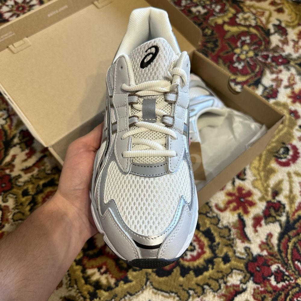 Кросівки ОРИГІНАЛ Asics Gel-Nyc 2055 (27.5cm)