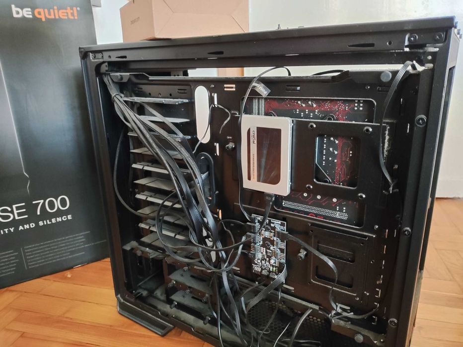 Корпус Be Quiet! Dark Base 700