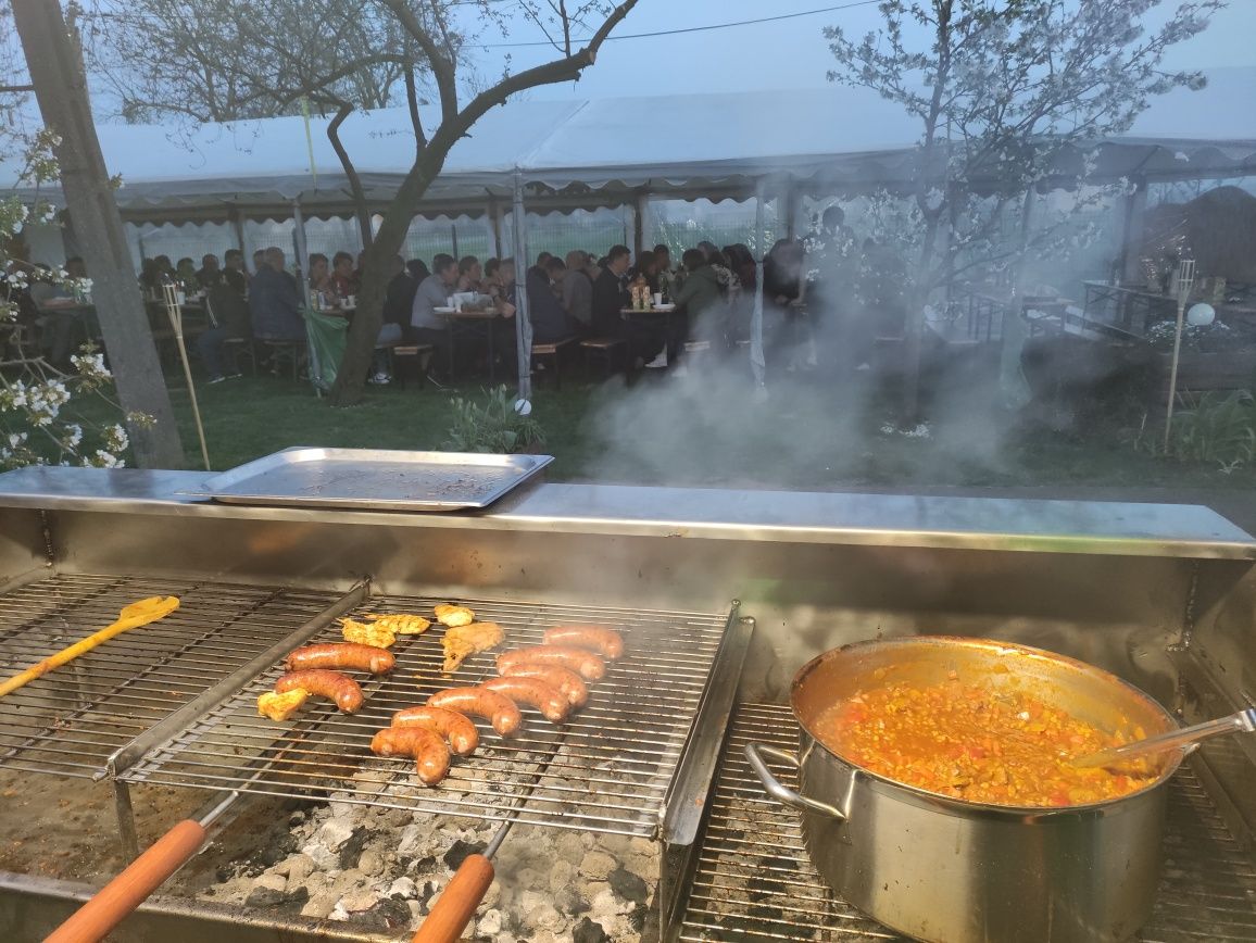 Grill z obsługą, wynajem grilla, namiot 5x8 wynajem