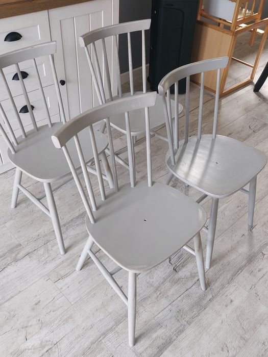 Krzesła patyczaki stół prl