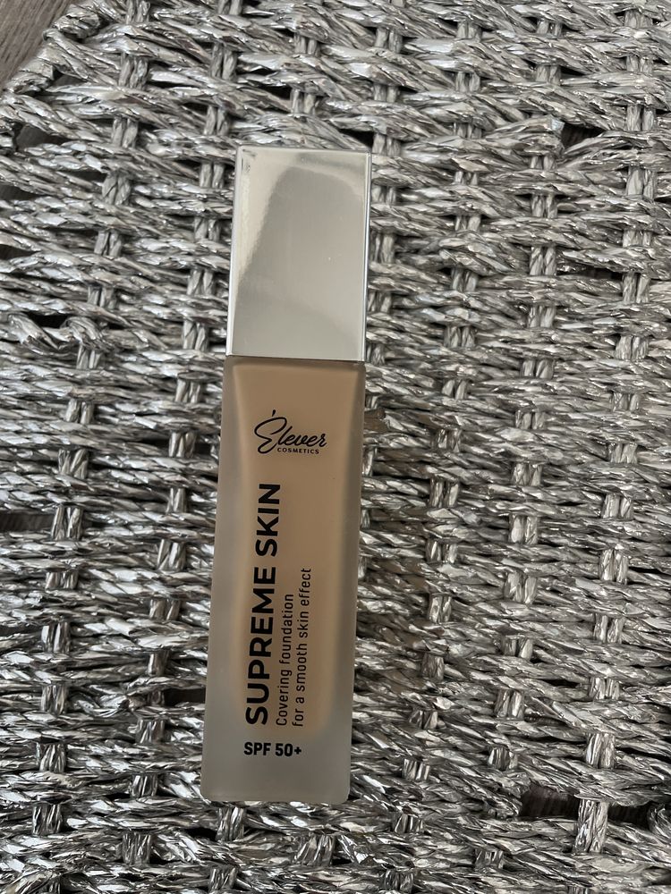 Nowy podklad ELEVER odcień beige. 30 ml