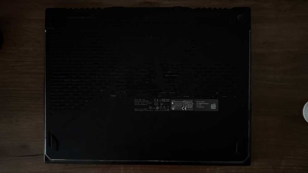 Asus Rog Strix G512 LU