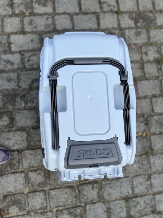 Skudo 4 transporter dla psa
