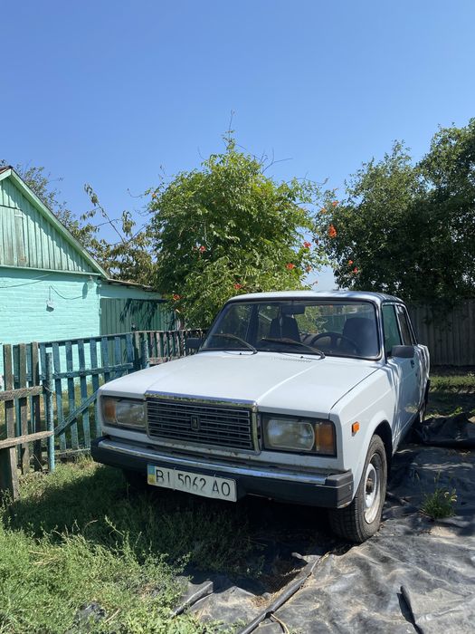 Легковий автомобіль ВАЗ/ЛАДА. Жигулі 2107. Жигулі 2007